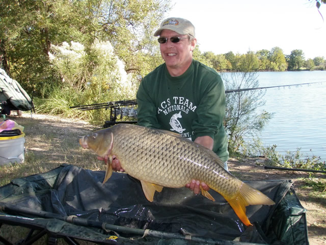 Keith Thompson with a 23.6 lb common caught during Session 6 of the Wild Carp Club of Austin, TX