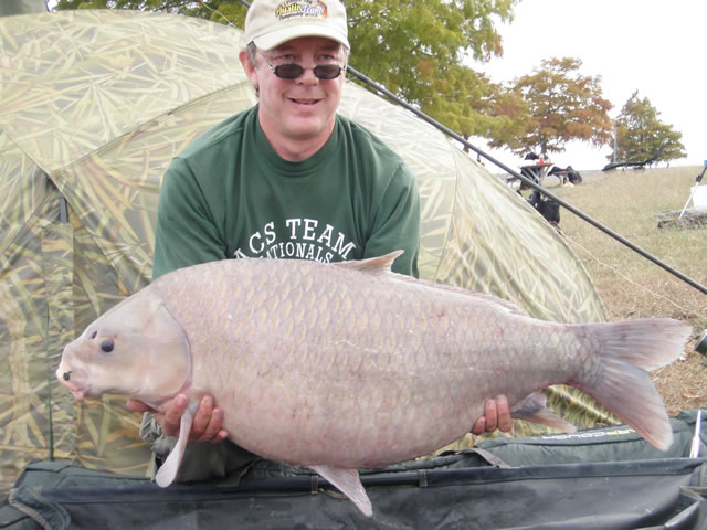 Keith Thompson with a 44.0 lb smallmouth buffalo caught during Session 7 of the Wild Carp Club of Austin at Lake Decker