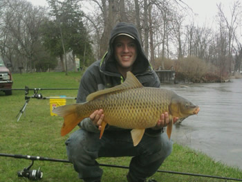 Matt Broekhuizen came to outshine the competition on this rainy day. Only 5 carp were caught on the day, and Matt had 4 of them!